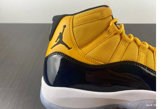 Jordan Air yellow 11 AJ11 and black 0331
